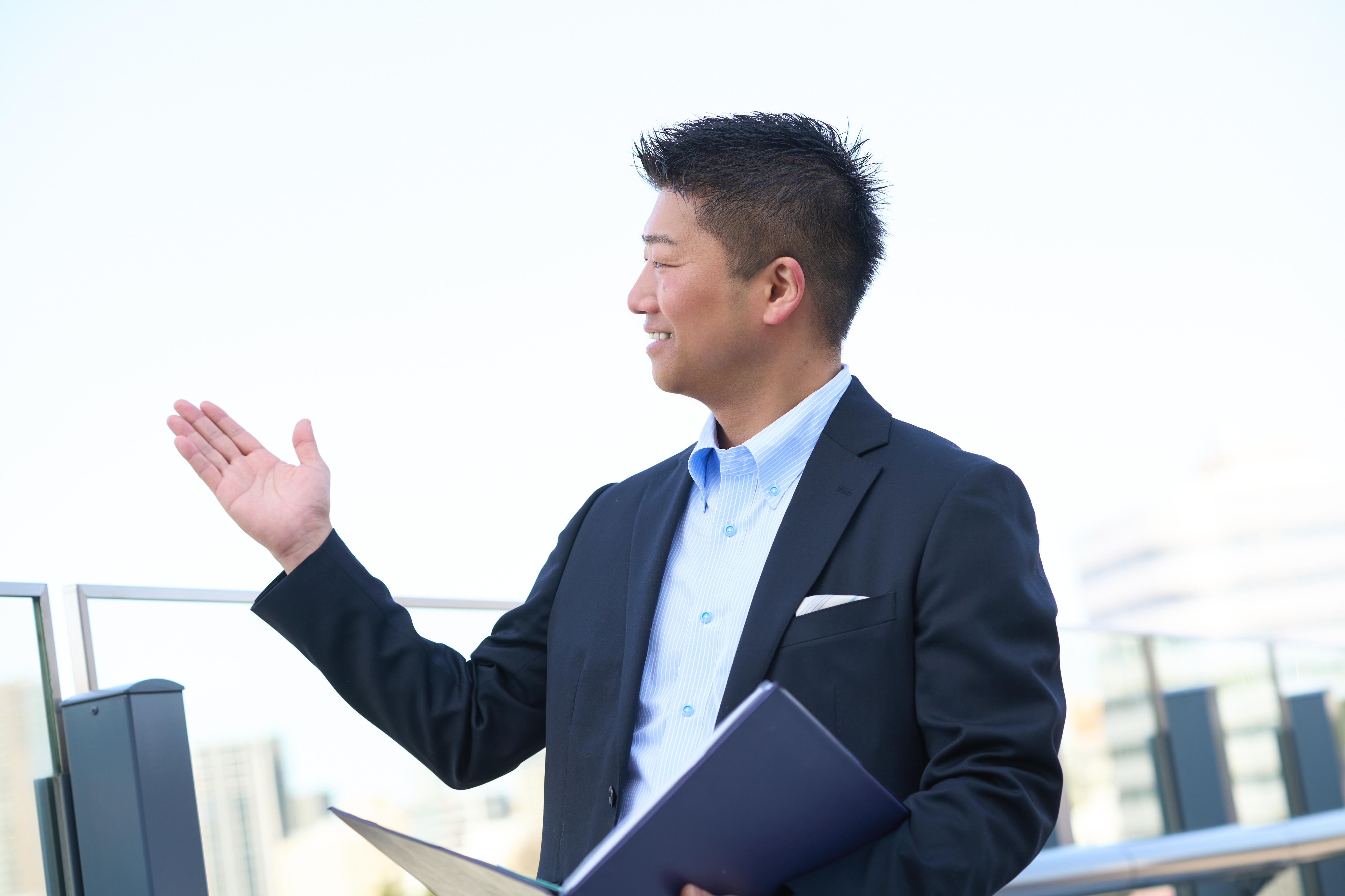 実家を相続したら、まず何をすればいい? 手続き・税金・売却のポイントをわかりやすく解説